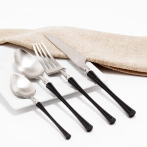Cubiertos C08-WUX Plata/Negro Set 4pz (Acero Inoxidable)
